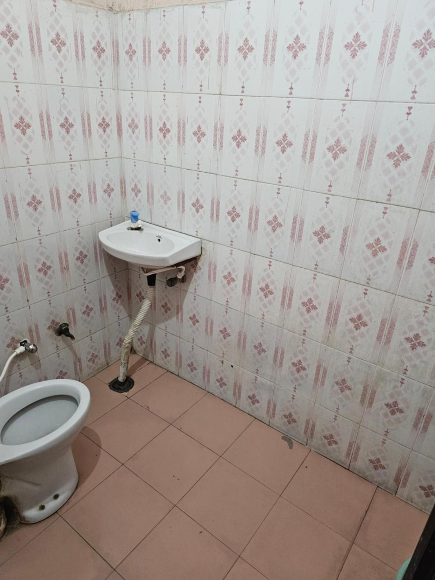 מטורה Subhadra Guest House חדר תמונה